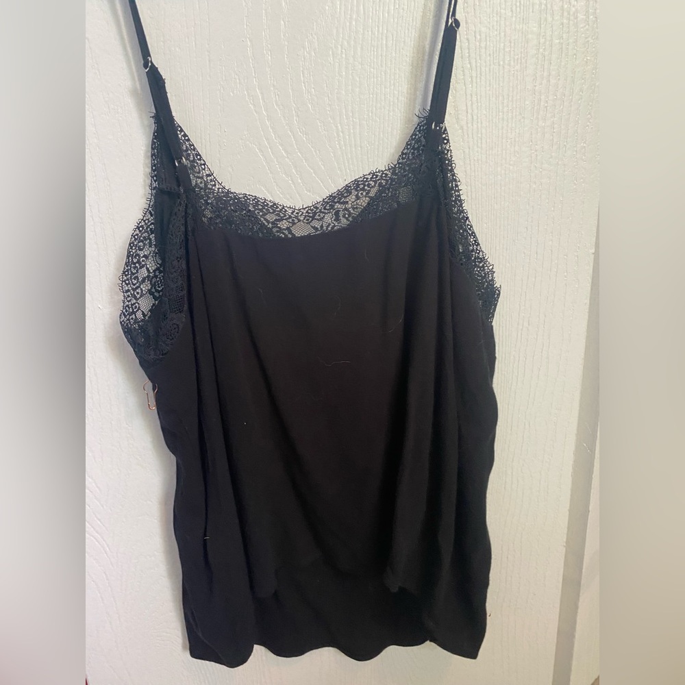 Forever 21 lace tank